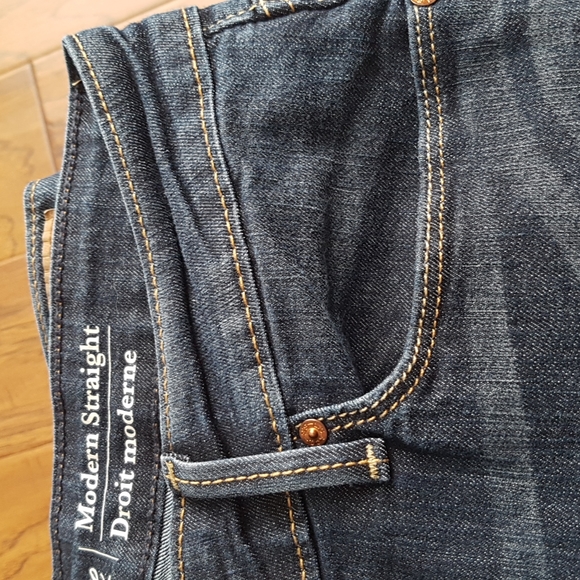 Signature by Levi Strauss Modern Straight Jean Size 10 - Picture 14 of 14